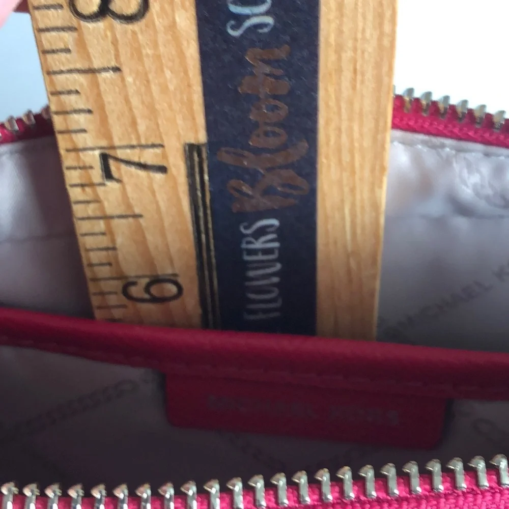 Michael Kors Jet Set Crossbody Raspberry Pink Red Leather MK Crossbo